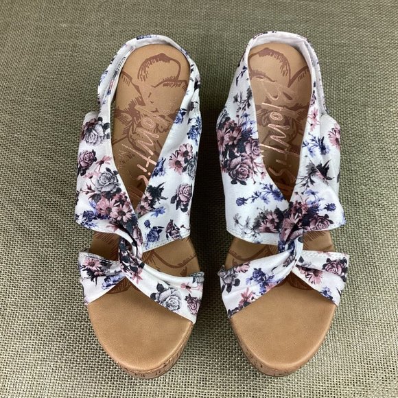 Blowfish Malibu Palmo Botanical Wedge Sandals - Picture 4 of 11